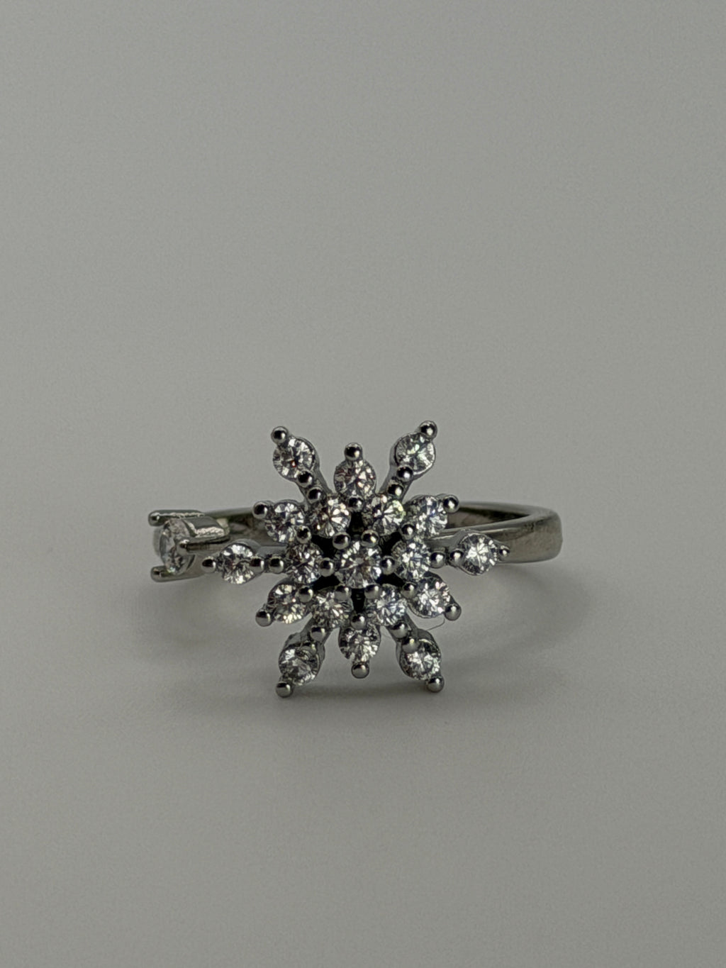 Frosted Snowflake Spinner Fidget Ring