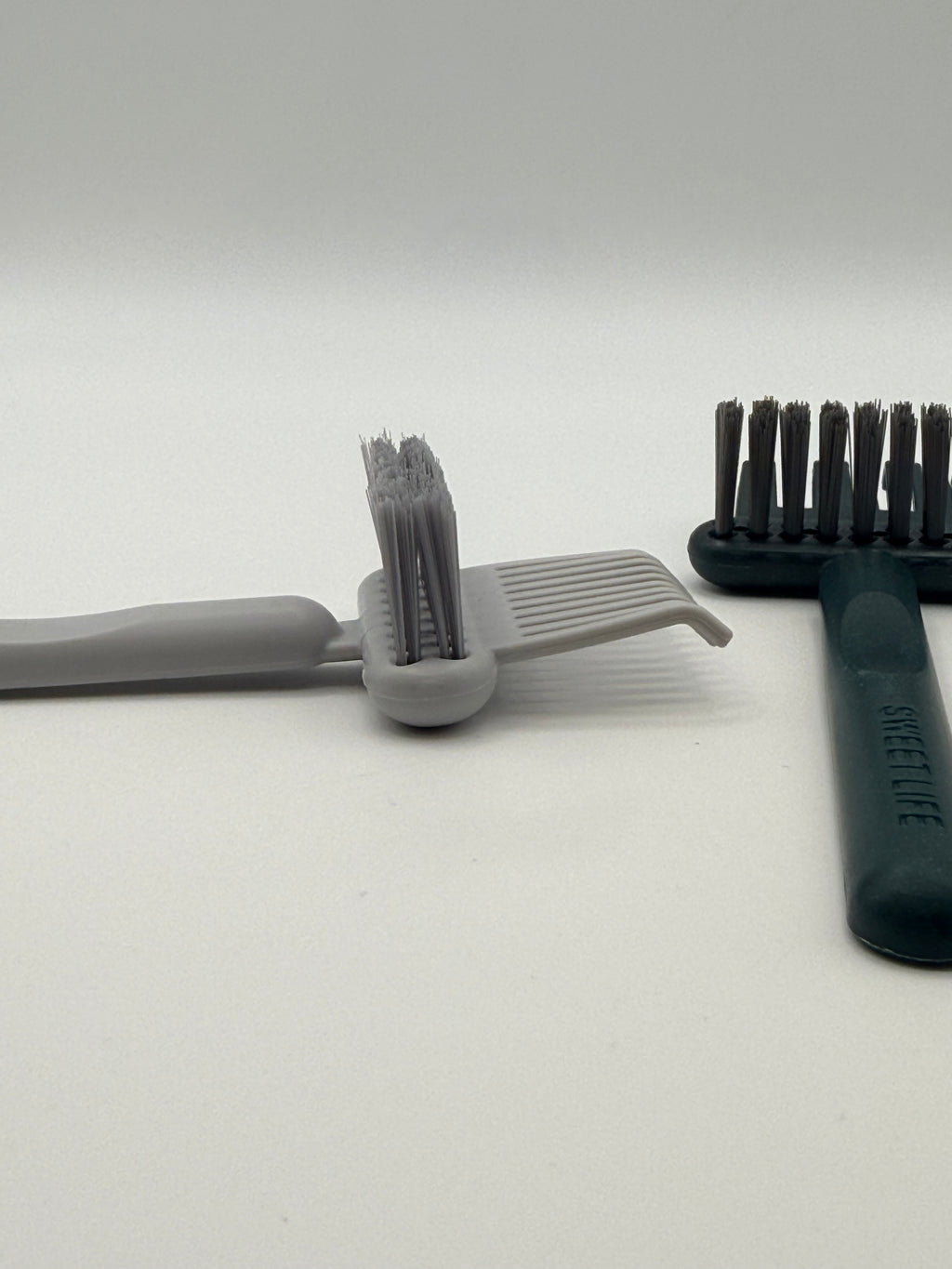 Sensory Hair Brush Cleaner Tool