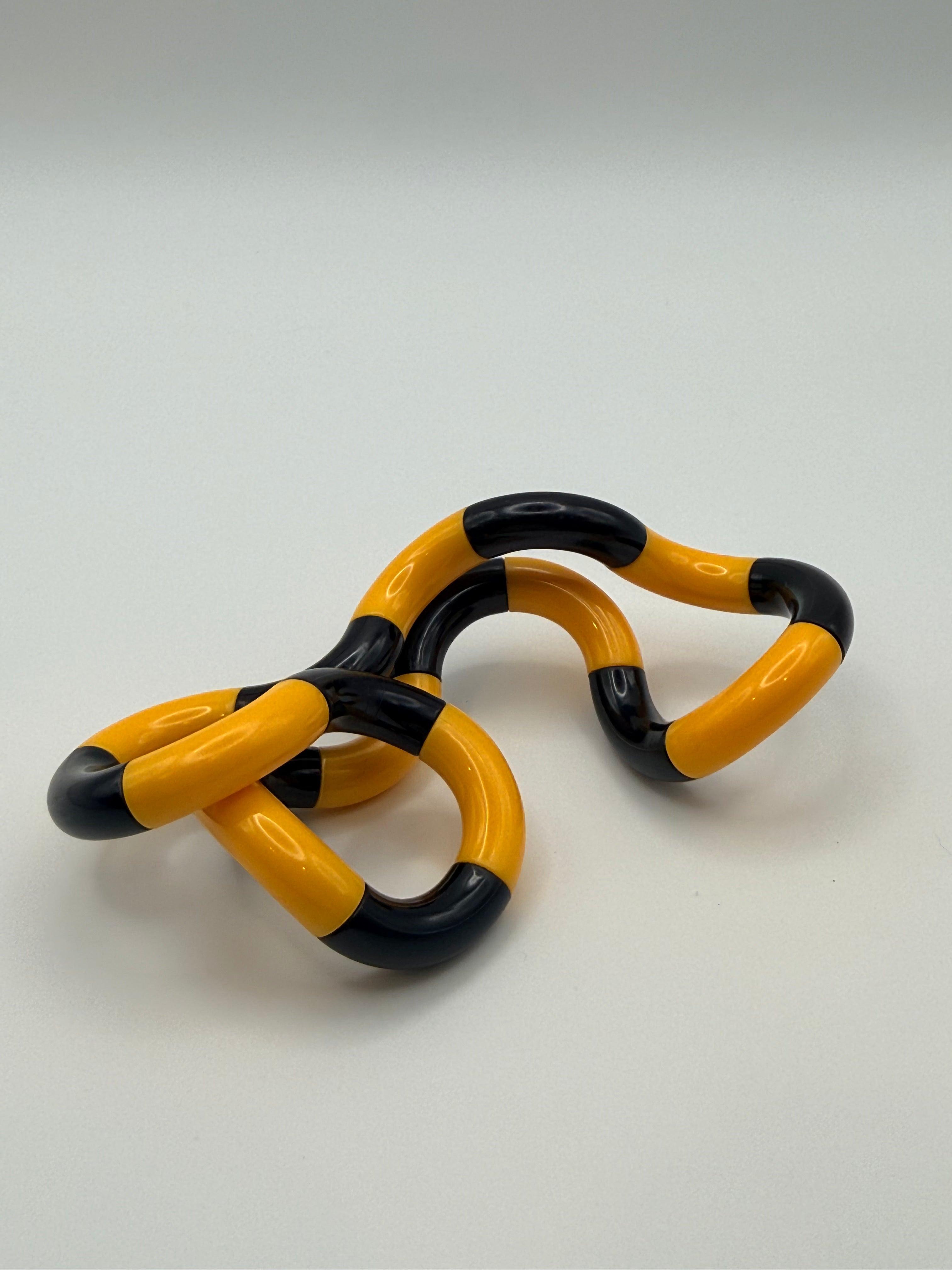 Twisty Fidget Chain Toy | Linked Twist & Turn Sensory Fidget Toy