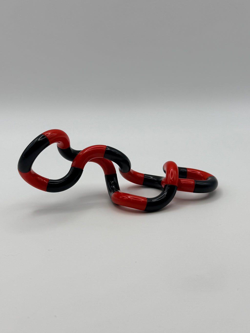 Twisty Fidget Chain Toy | Linked Twist & Turn Sensory Fidget Toy