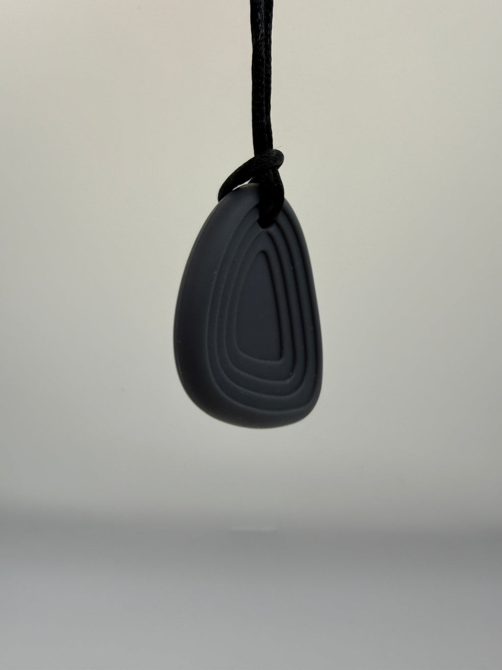 Black Worry Stone Chewlery Necklace